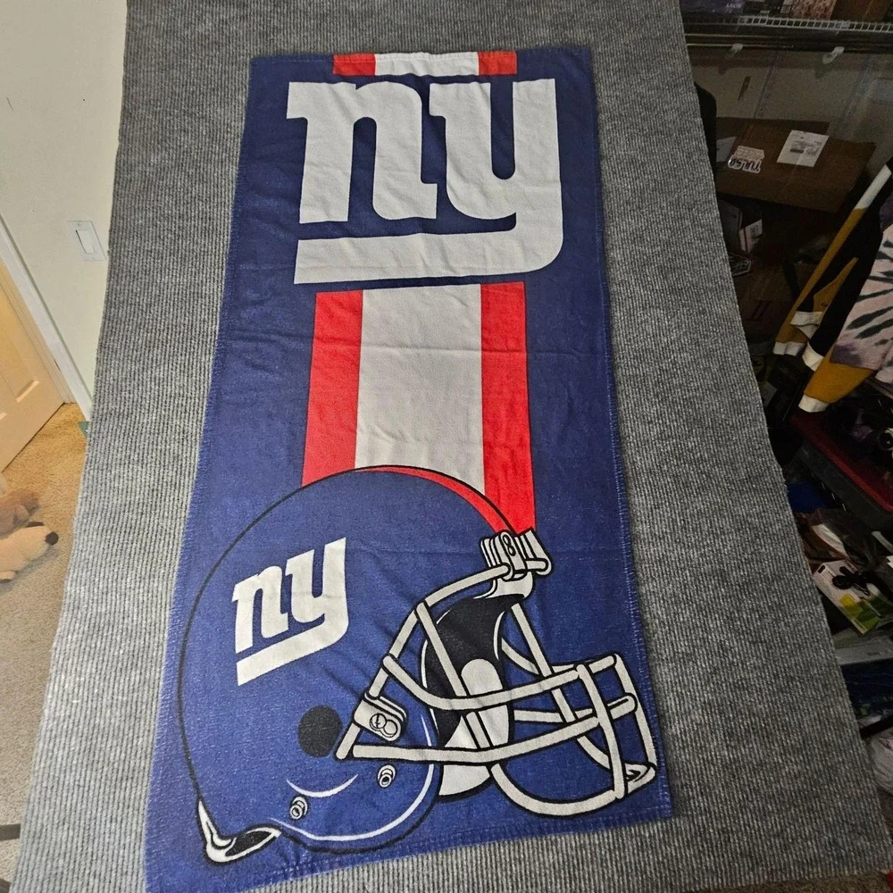 New York Giants Beach Towel One Size Blue NFL Football Helmet Ny Stripe
